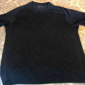 Men’s Zella workout shirt.